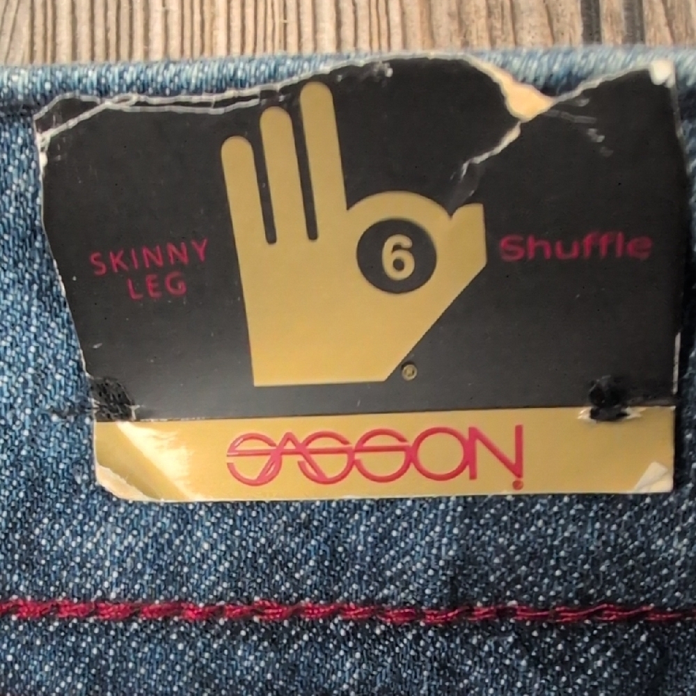 NWT Sasson Skinny Leg Shuffle Medium Wash Jeans Size 6 - Picture 9 of 15